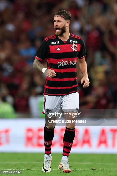 Leo Pereira of Flamengo celebrates after scoring the first goal of his team during a Campeonato Carioca 2024 match between Flamengo and Botafogo at...