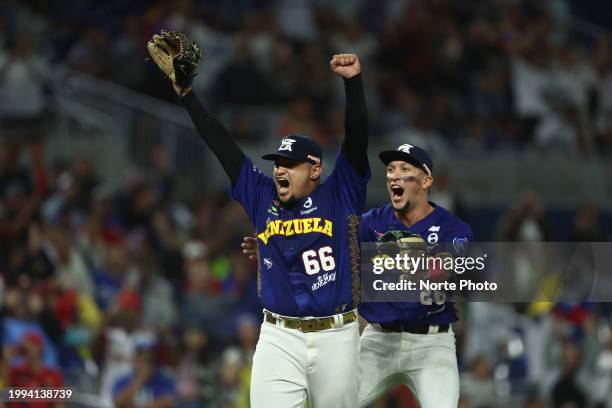 Starting pitcher Angel Padron of Tiburones de La Guaira of Venezuela celebrates his no-hitter, no-run game, during a game between Nicaragua and...