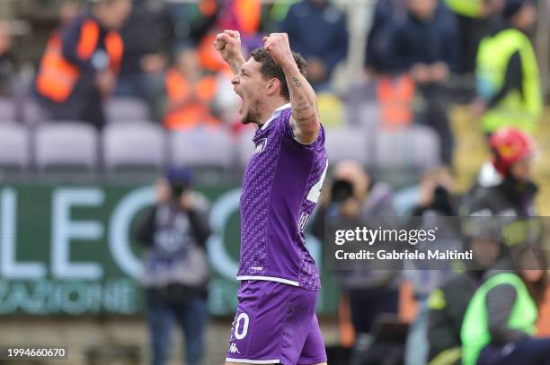 Andrea Belotti of ACF Fiorentina celebrates after scoring a goal during the Serie A TIM match between ACF Fiorentina and Frosinone Calcio - Serie A...