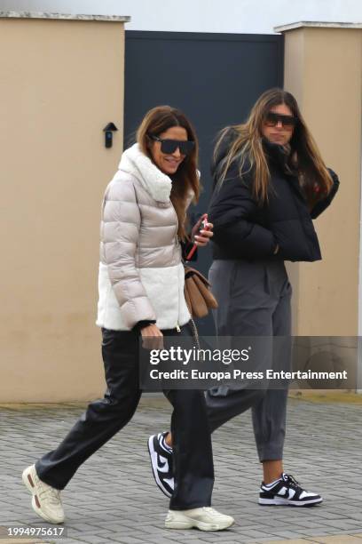 Susana Saborido and her daughter Daniela on their arrival at the mortuary on February 8 in El Puerto de Santa Maria, Spain.