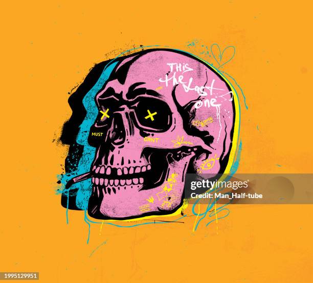 stockillustraties, clipart, cartoons en iconen met smoking skull - streetart