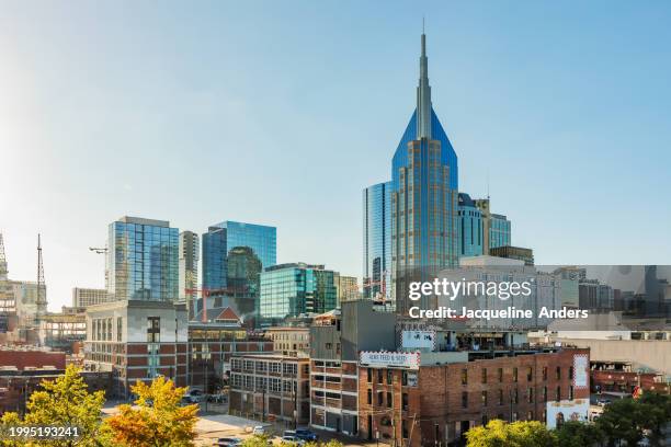beautiful view of the city skyline of nashville in beautiful weather and sunshine - nashville street stock pictures, royalty-free photos & images