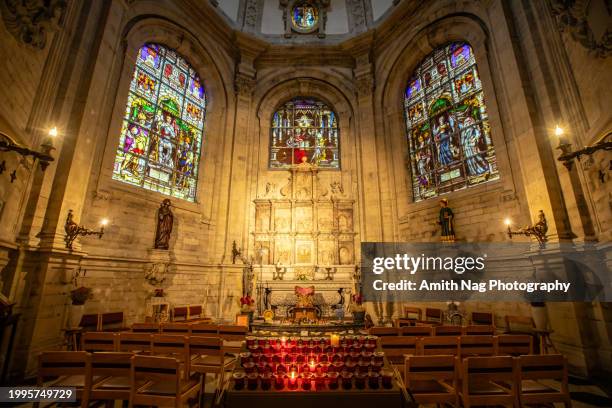 st. michael and st. gudula cathedral - royal palace brussels stock pictures, royalty-free photos & images