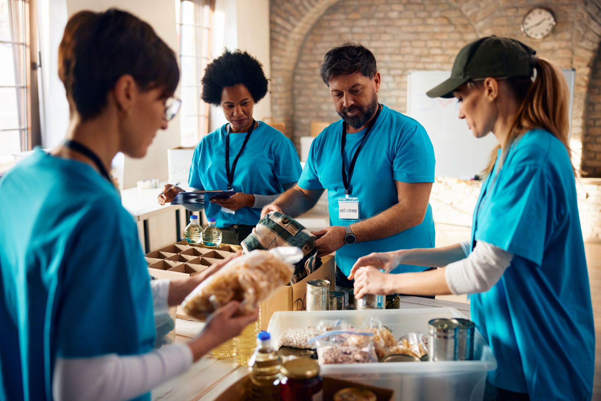 food bank volunteers