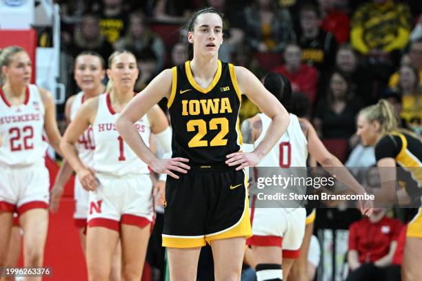 Caitlin Clark of the Iowa Hawkeyes looks to the bench after a play against the Nebraska Cornhuskers in the first half at Pinnacle Bank Arena on...