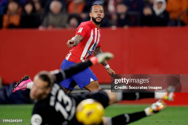 Memphis Depay of Atletico Madrid during the LaLiga EA Sports match between Sevilla v Atletico Madrid at the Estadio Ramon Sanchez Pizjuan on February...