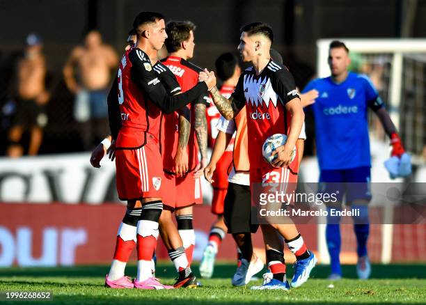 Players of River Plate celebrates after winning a Copa de la Liga 2024 group A match between Deportivo Riestra and River Plate at Estadio Guillermo...