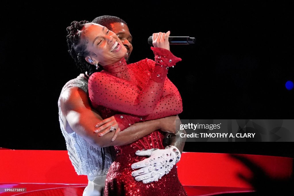 AMFOOT-SUPERBOWL-CHIEFS-49ERS-ENTERTAINMENT-HALFTIME-MUSIC-USHER
