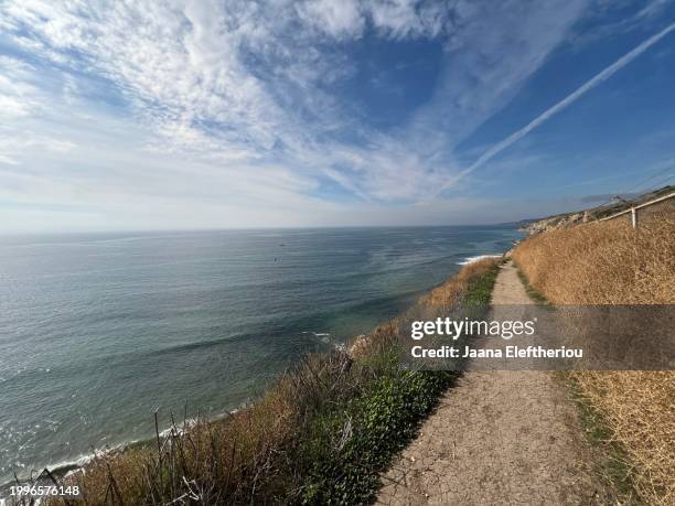 sagebrush walk trail rancho palos verde, california - rancho palos verdes stock pictures, royalty-free photos & images