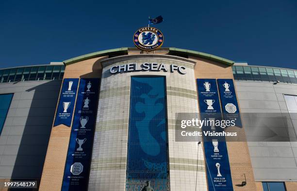 Go Chelsea 3,011 Stamford Bridge Outside Stock Photos, High-Res Pictures, and ...