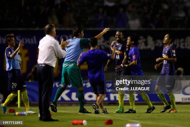 Anderson Lopes of Sanfrecce Hiroshima celebrates with teammates after scoring the team's second goal during the J.League J1 match between Sanfrecce...