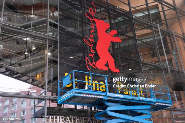 Workers set up the Berlinale bear logo outside of the Berlinale Palace venue ahead of the 74th Berlinale International Film Festival Berlin on...