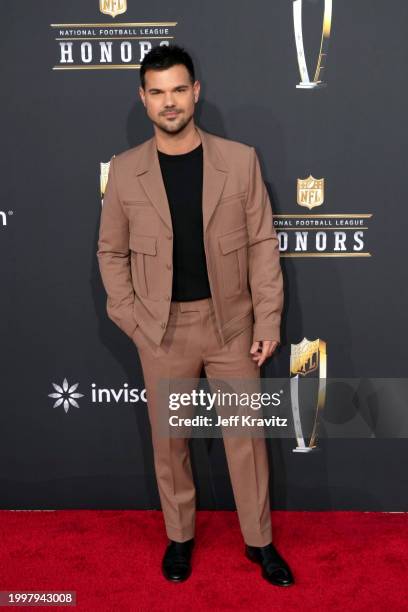 Taylor Lautner attends the 13th Annual NFL Honors at Resorts World Theatre on February 08, 2024 in Las Vegas, Nevada.
