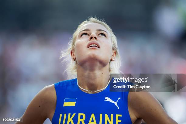 Yevchenko 462 Yuliya Levchenko High Jumper Stock Photos, High-Res Pictures, and ...