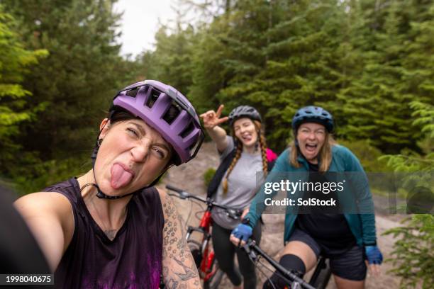 on an adventure with the girls - part of a series stock pictures, royalty-free photos & images