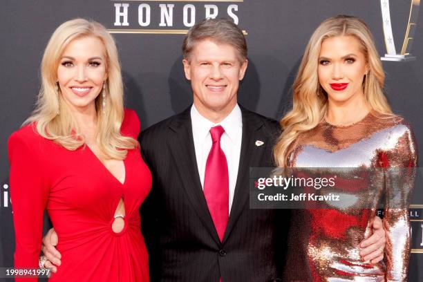 Tavia Hunt, part owner, chairman and CEO of the Kansas City Chiefs Clark Hunt and Gracie Hunt attend the 13th Annual NFL Honors at Resorts World...