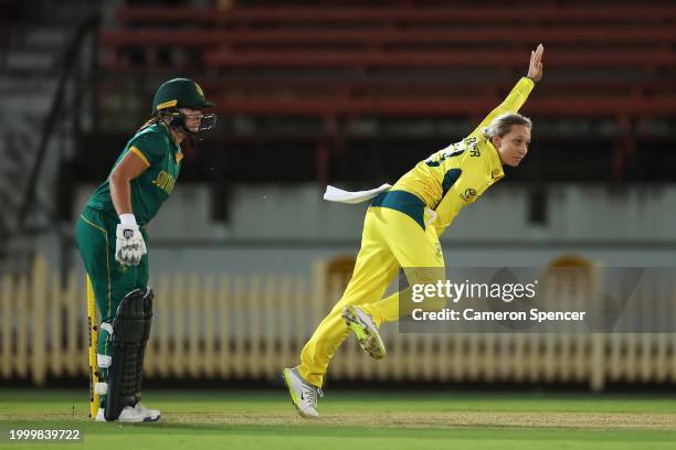 Ashleigh Gardner of Australia bowls during game three of the women's One Day International series between Australia and South Africa at North Sydney...