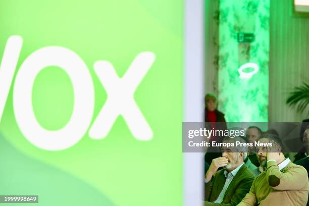 The candidate for the Presidency of the Xunta de Galicia and head of the VOX list for Pontevedra, Alvaro Diaz-Mella , and the leader of VOX, Santiago...