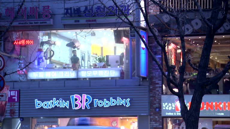 Robin Store 14 Robbins Store Stock Videos, Footage, & 4K Video Clips - Getty Images