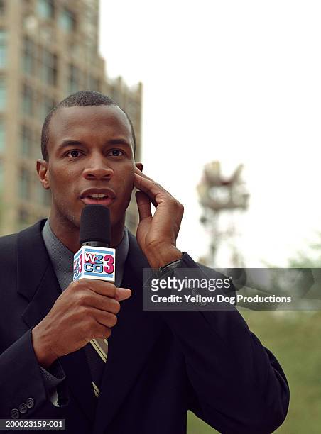 television jounalist reporting news - journalist stock pictures, royalty-free photos & images