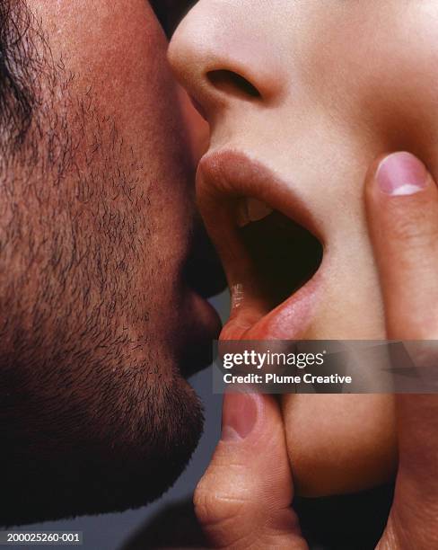 intimate couple, detail - sinnlichkeit stock-fotos und bilder
