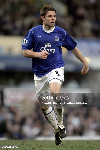 James Beattie of Everton running during the FA Cup 4th Round match between Everton and Sunderland at Goodison Park on January 29, 2005 in Liverpool,...