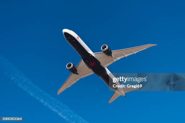 air canada dreamliner - boeing 787 stock pictures, royalty-free photos & images