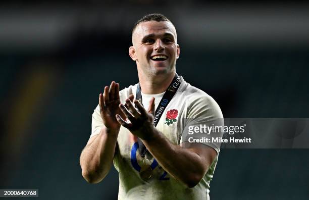 Ben Earl of England applauds the fans after the Guinness Six Nations 2024 match between England and Wales at Twickenham Stadium on February 10, 2024...