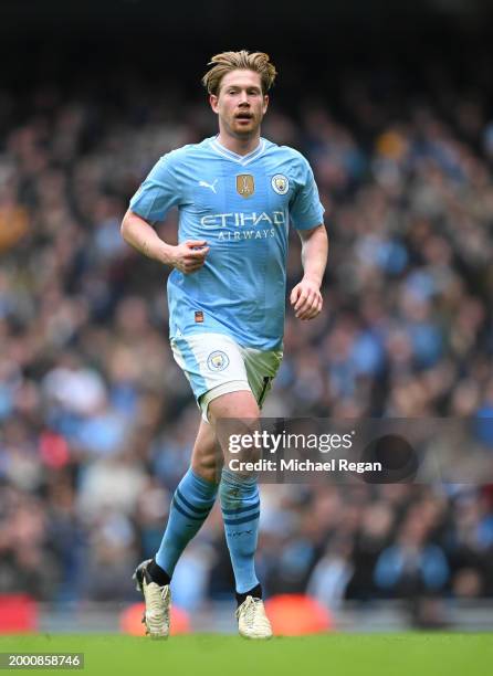 Kevin De Bruyne of Manchester City in action during the Premier League match between Manchester City and Everton FC at Etihad Stadium on February 10,...