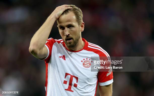 Harry Kane of Bayern Munich looks dejected during the Bundesliga match between Bayer 04 Leverkusen and FC Bayern München at BayArena on February 10,...