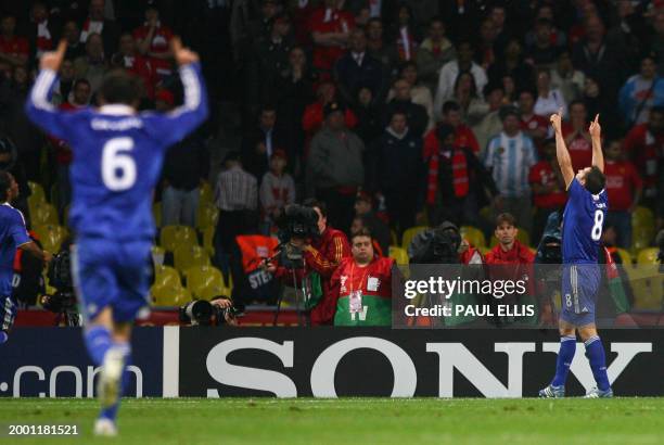 Chelsea's English midfielder Frank Lampard celebrates after scoring against Manchester United during the final of the UEFA Champions League football...