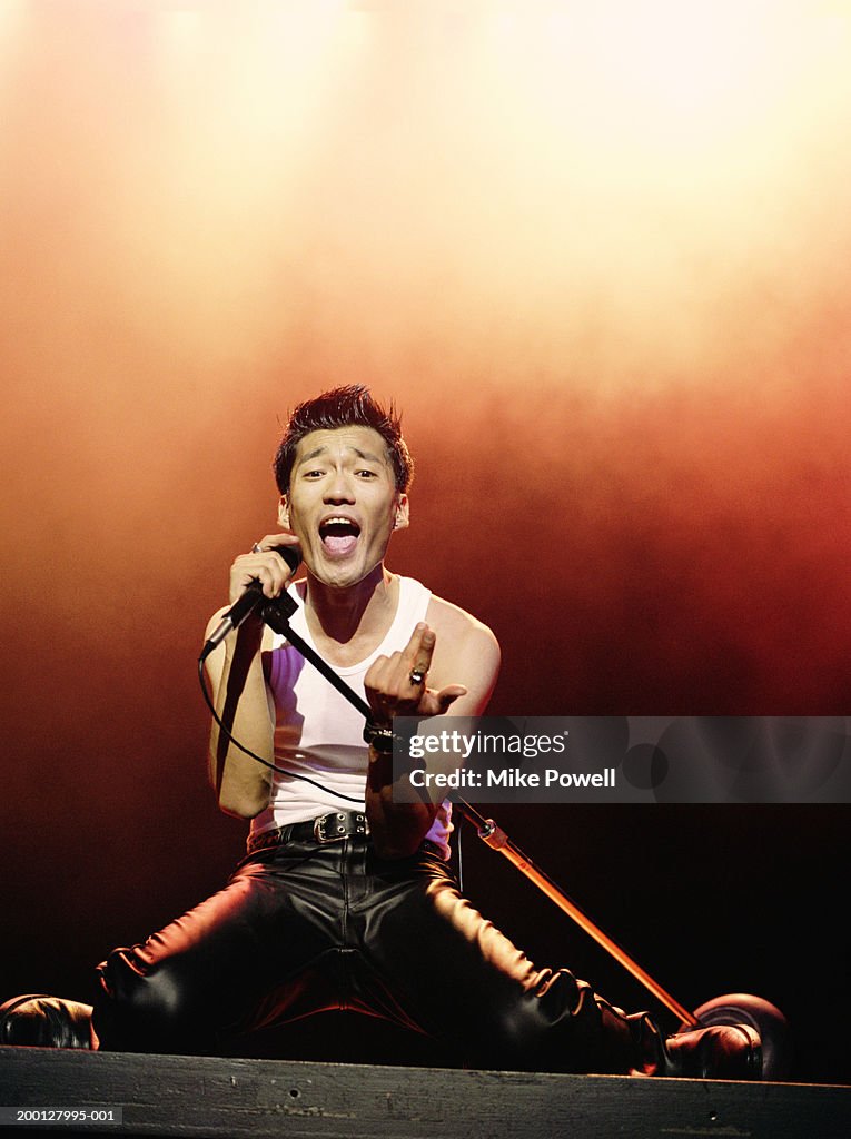 Strix Singer Singer Performing On Stage Portrait High-Res Stock Photo - Getty Images
