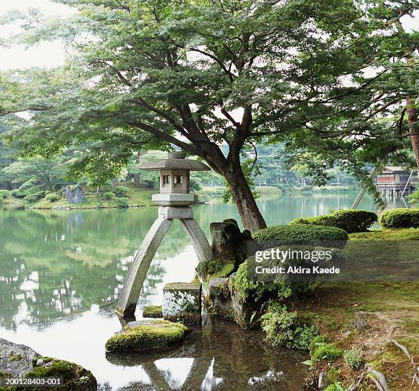 japan, ishikawa prefecture, kanazawa city, kenroku park - kanazawa stock pictures, royalty-free photos & images