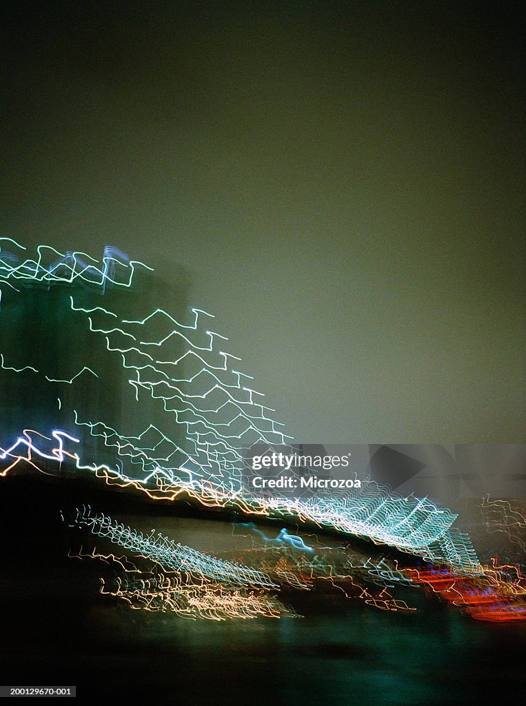 USA, New York, Brooklyn Bridge at night (long exposure)