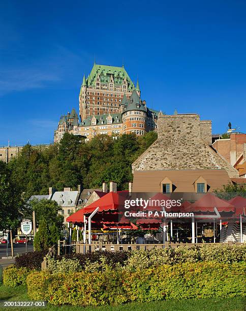 canada, quebec, quebec city, chateau frontenac, low angle view - chateau frontenac hotel stock-fotos und bilder