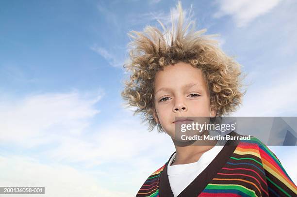 boy (4-6), portrait, outdoors - big hair - fotografias e filmes do acervo