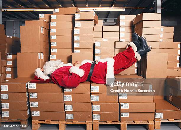 Santa Moving Box 19,039 Santa Box Stock Photos, High-Res Pictures, and Images - Getty Images