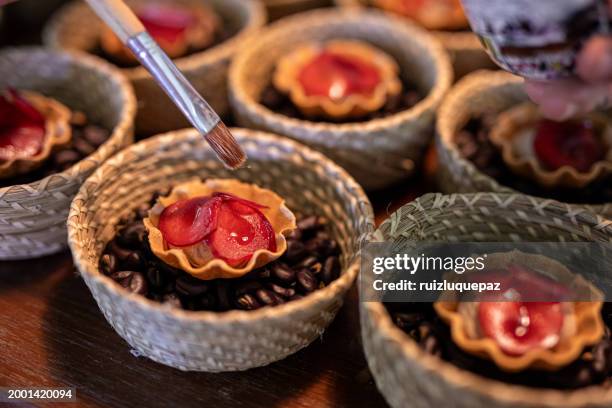 mushroom pâté with plum - vol au vent stockfoto's en -beelden