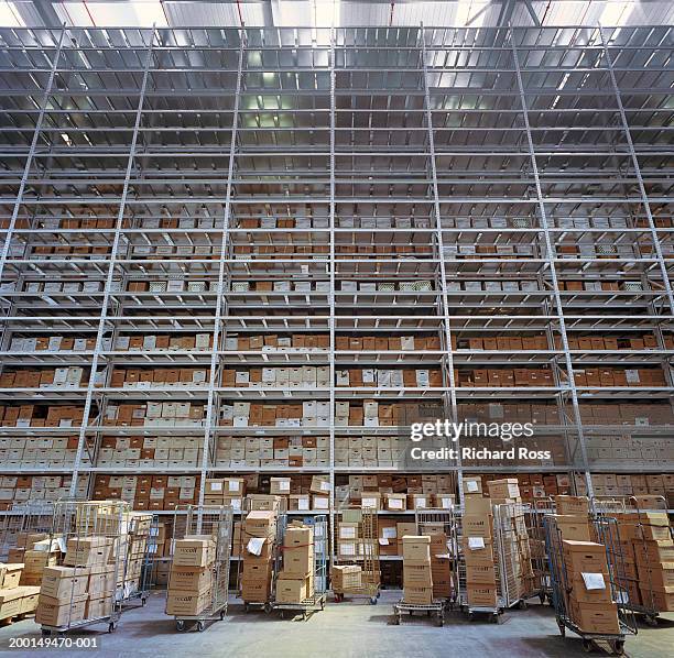 data storage facility - archive 2005 stock pictures, royalty-free photos & images