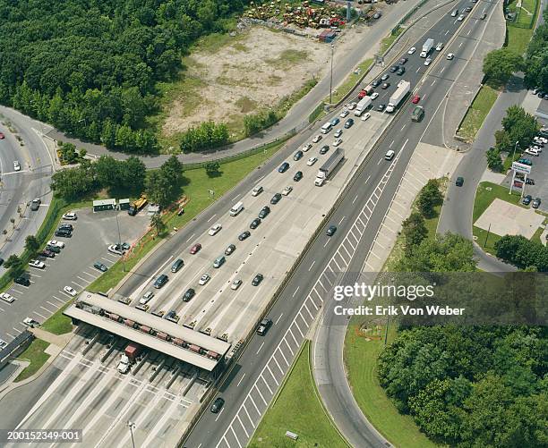 traffic at toll booth, aerial view - tolls stock pictures, royalty-free photos & images