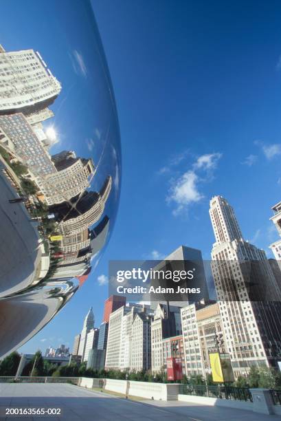 usa, illinois, chicago, cityscape and cloud gate sculpture, may 2004 - travel12 stock pictures, royalty-free photos & images