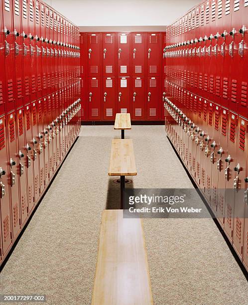 empty locker room - locker room stock pictures, royalty-free photos & images