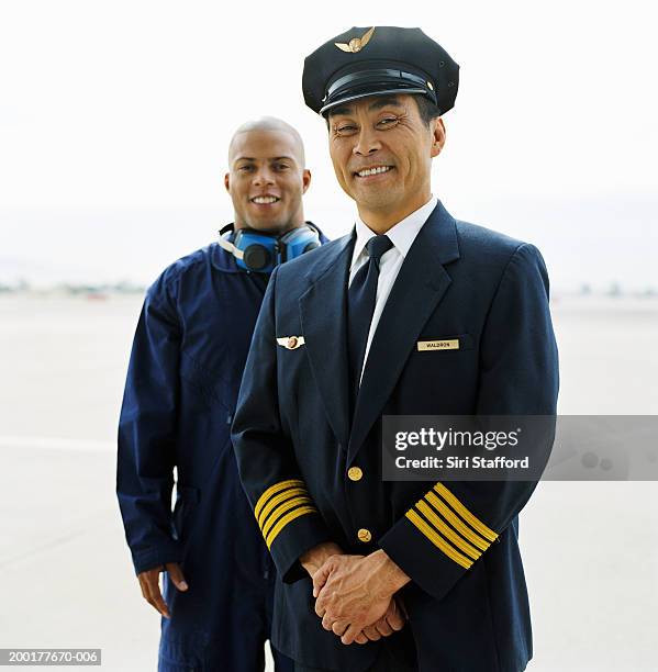 Ground Pilot Chinese Pilot Photos and Premium High Res Pictures - Getty Images