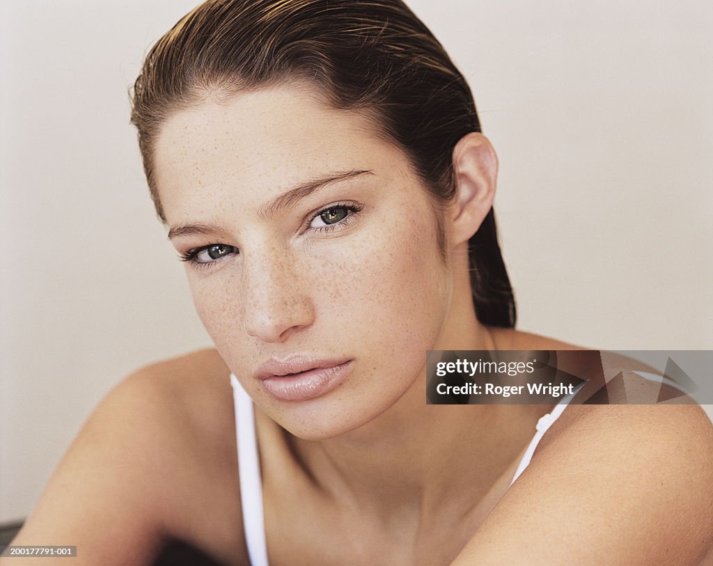 Young woman, portrait, close-up