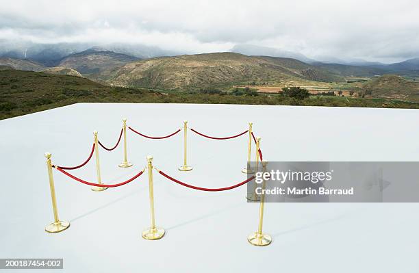 square roped off area on platform overlooking rugged landscape - roped off 個照片及圖片檔