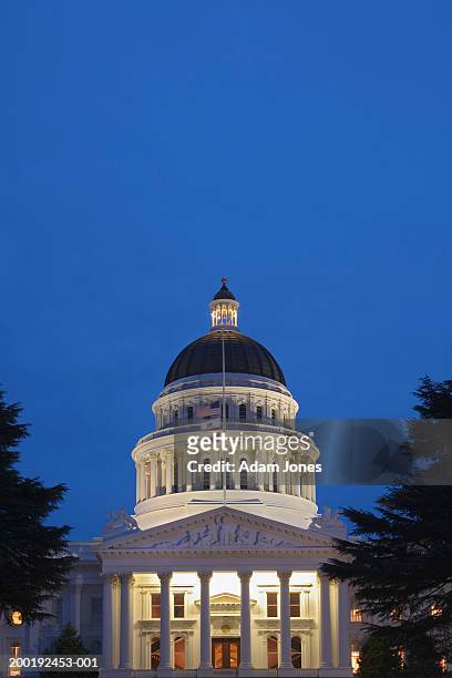usa, california, sacramento, state capitol building, dusk - california capitol stock pictures, royalty-free photos & images
