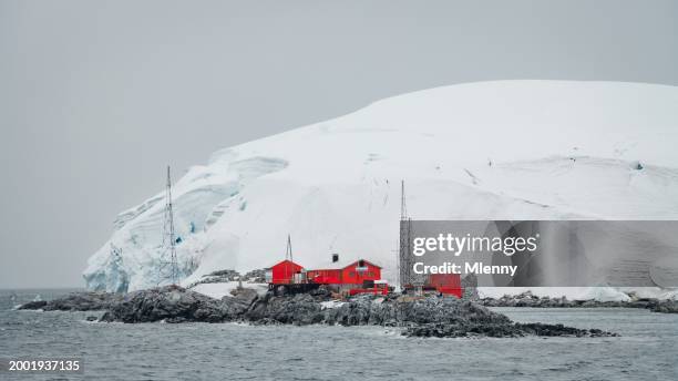 antarctica scientific argentine research station king george island - research stations in antarctica stock pictures, royalty-free photos & images