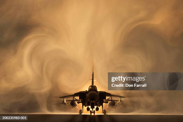 tornado war plane, backlit - avião de combate imagens e fotografias de stock