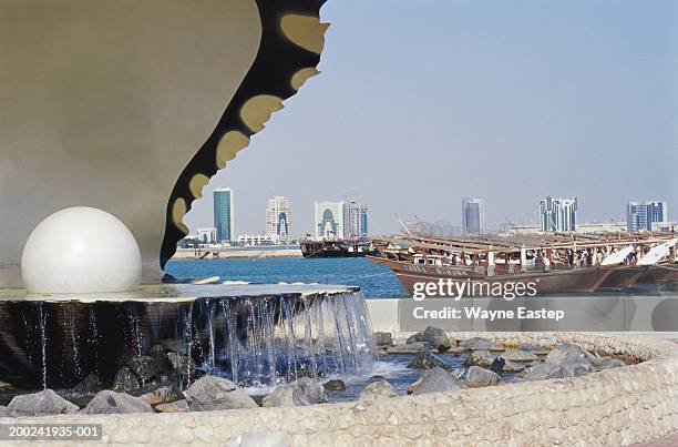 qatar, doha, pearl monument - doha pearl stock pictures, royalty-free photos & images