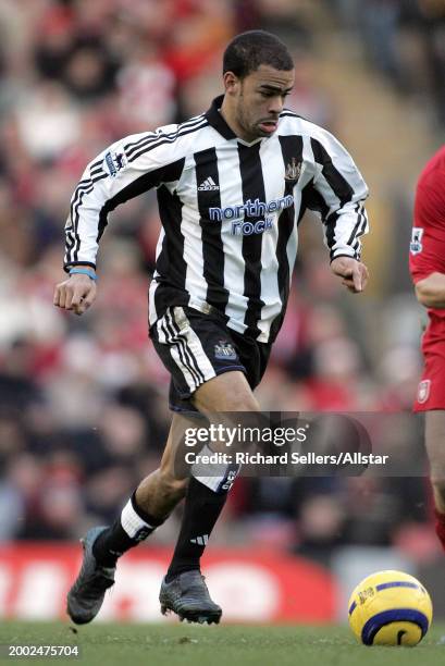 December 19: Kieron Dyer of Newcastle United on the ball during the Premier League match between Liverpool and Newcastle United at Anfield on...